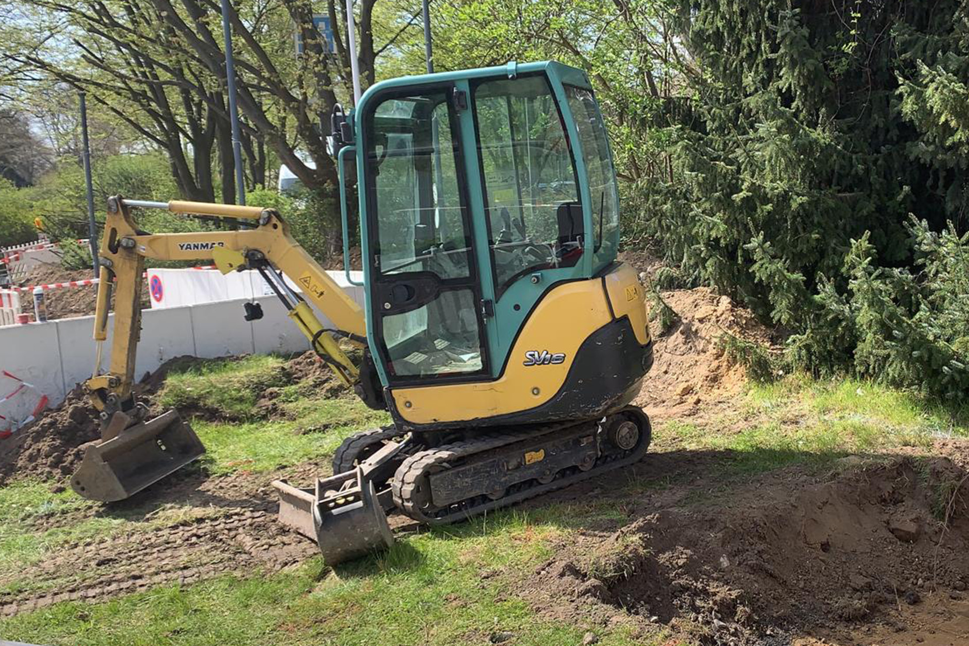 bewolk.buluter.com.tr,Baggervermietung